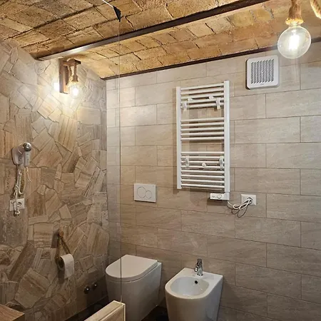Apartment Romantic House-il Rifugio Del Fronte Anguillara Sabazia