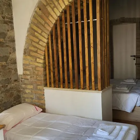 Apartment Romantic House-il Rifugio Del Fronte *